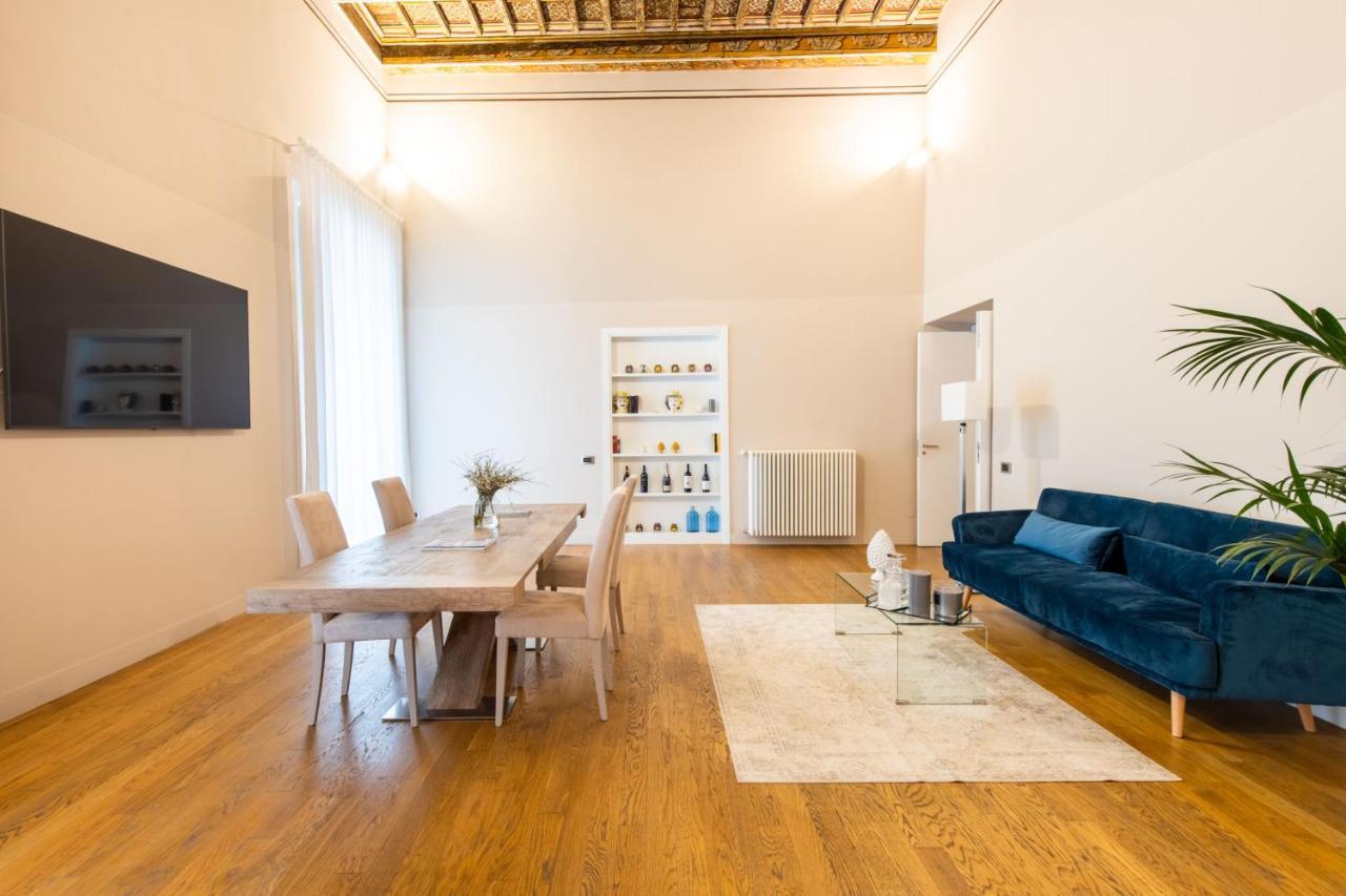 Moncada Suites & Apartments Palermo Kültér fotó
